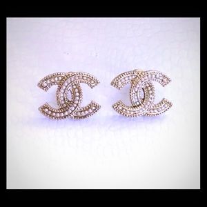 Chanel Gold Pearl CC Earrings